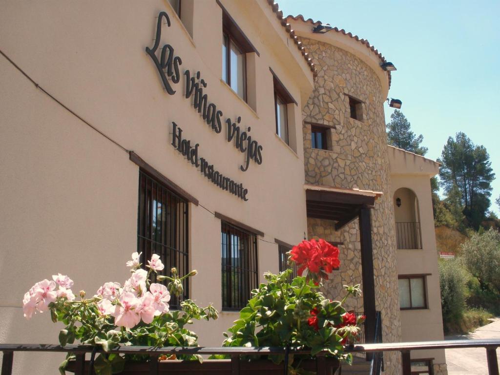 Hotel Restaurante Vinas Viejas Fuentes de Ayodar Exterior photo