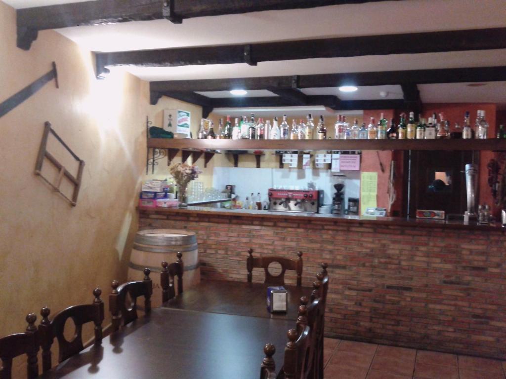 Hotel Restaurante Vinas Viejas Fuentes de Ayodar Exterior photo