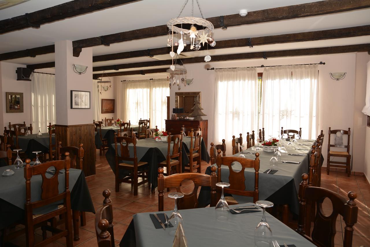 Hotel Restaurante Vinas Viejas Fuentes de Ayodar Exterior photo